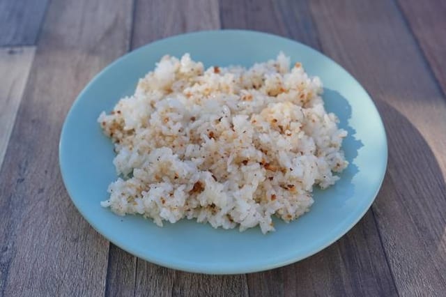 Side Garlic Rice.